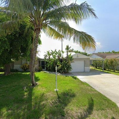 2502 Ne 15 Th Ln, Jensen Beach, FL 34957