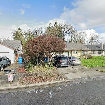 2543 Buss Dr, Santa Rosa, CA 95407