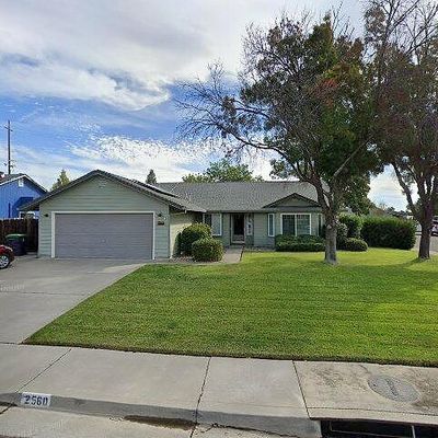 2560 Meadowview Dr, Red Bluff, CA 96080