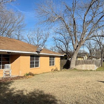 302 W Walnut, Granger, TX 76530