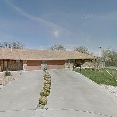 3029 Alhambra Dr, Roswell, NM 88201