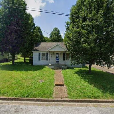 303 Lawrence St, Mount Pleasant, TN 38474