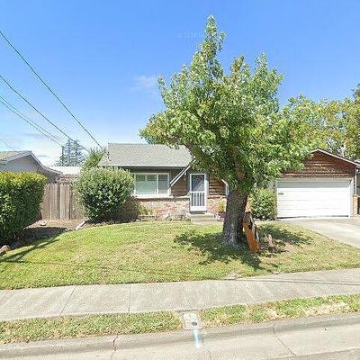 3031 Hardies Ln, Santa Rosa, CA 95403