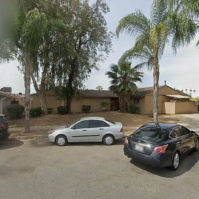 3047 W Saginaw Way, Fresno, CA 93722