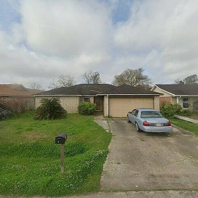 305 Cypress Village Dr, Houma, LA 70360