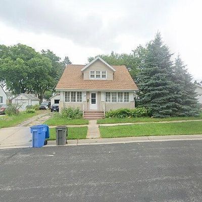 305 N Warren St, Watertown, WI 53094