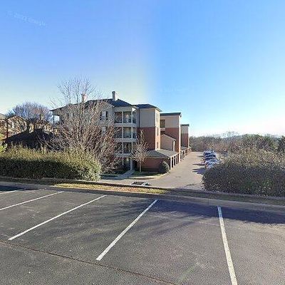 305 Seven Springs Way #202, Brentwood, TN 37027