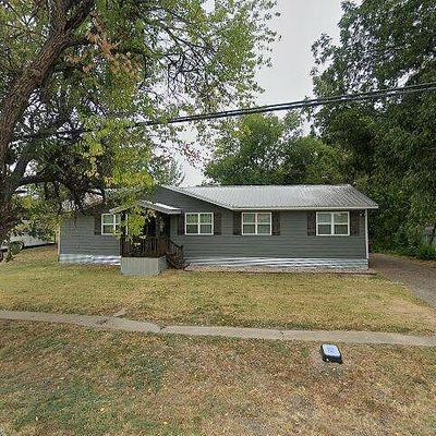 307 E Houston St, Leonard, TX 75452