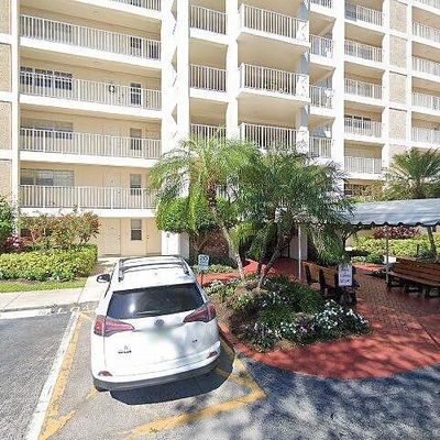 3080 N Course Dr #405, Pompano Beach, FL 33069