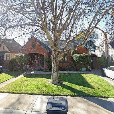 3092 24 Th St, Sacramento, CA 95818