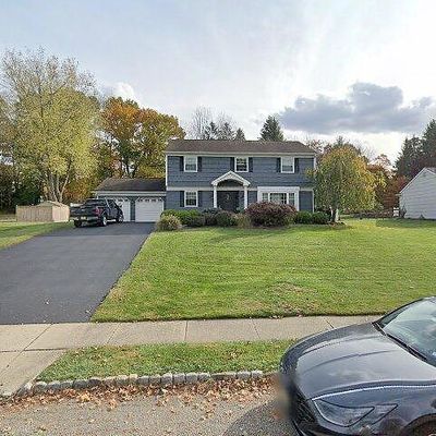 31 Phoenix Dr, Mendham, NJ 07945