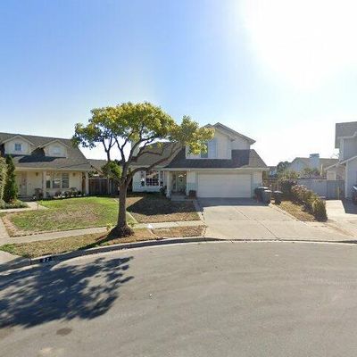 31 Somersworth Cir, Salinas, CA 93906