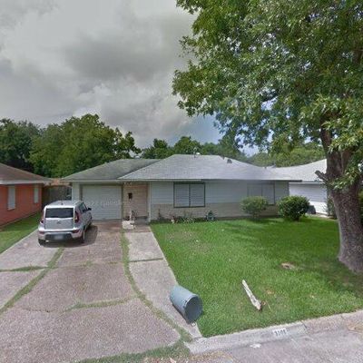 3106 Danforth Dr, Texas City, TX 77590