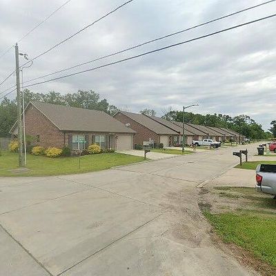 311 Derusso St, Houma, LA 70364