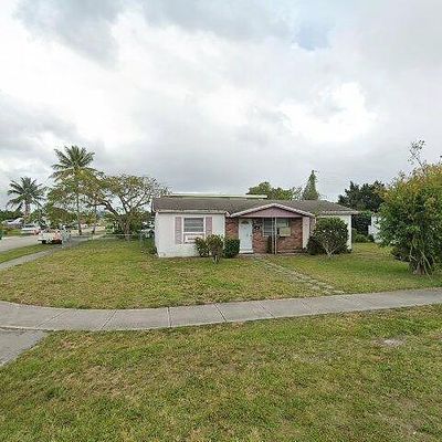 3110 Nw 213 Th St, Miami Gardens, FL 33056