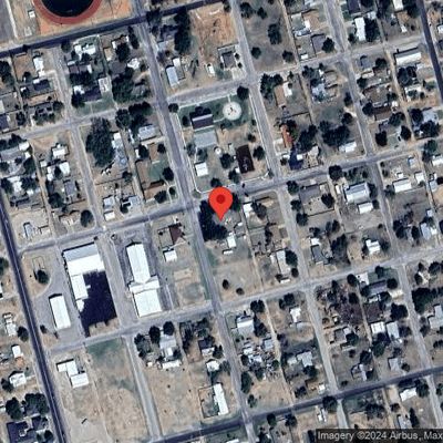 312 N Main St, Coahoma, TX 79511