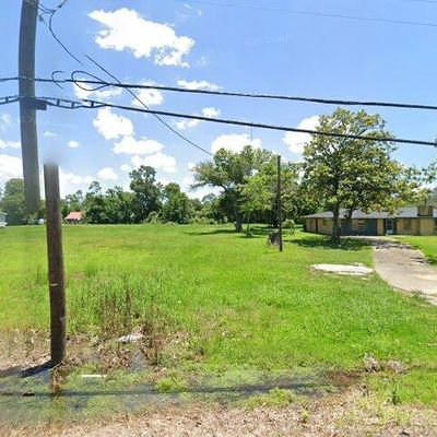 3124 Davis Rd, Westlake, LA 70669