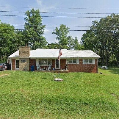 313 Gov Browning St, Bruceton, TN 38317