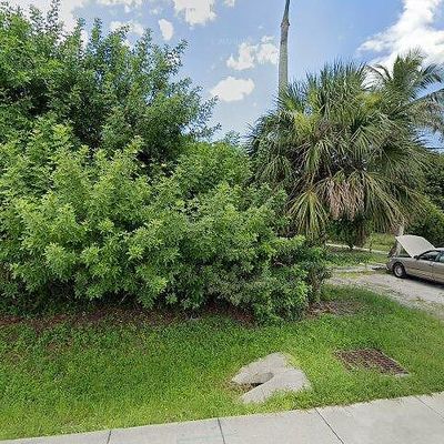 3164 Francis Ave, Naples, FL 34112