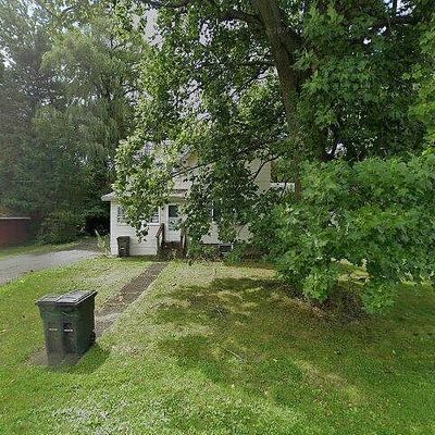 32 Smith St, Brocton, NY 14716