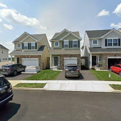 3206 Huntington Ln, Easton, PA 18040