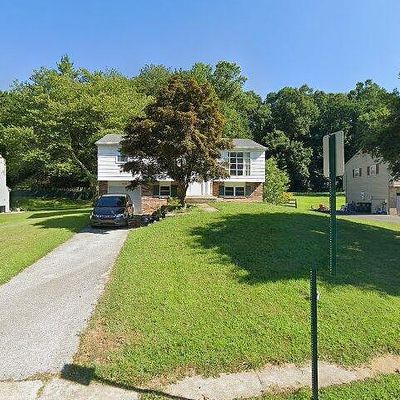 3211 Sylvan Dr, Thorndale, PA 19372