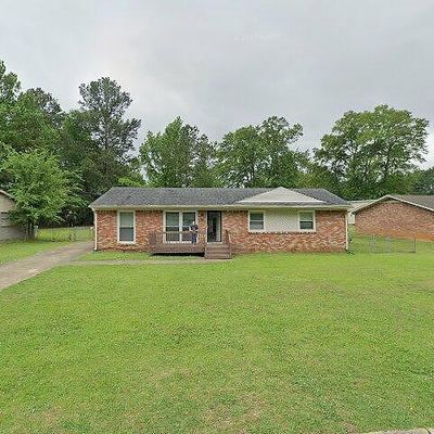 2908 Dwaine Ave, Bessemer, AL 35023