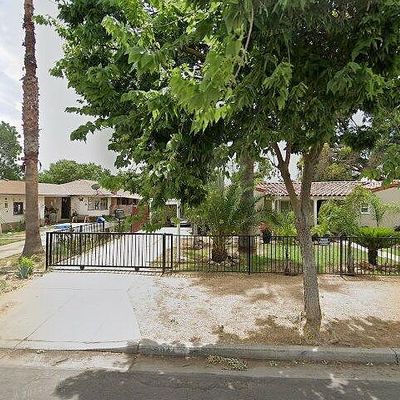 2944 E Normal Ave, Fresno, CA 93703