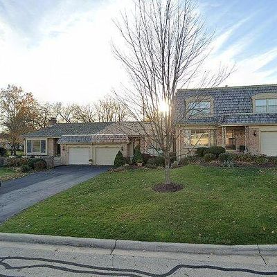 2 S660 Avenue Normandy E, Oak Brook, IL 60523