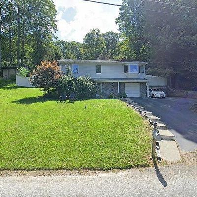 30 Old Creamery Rd, Newton, NJ 07860