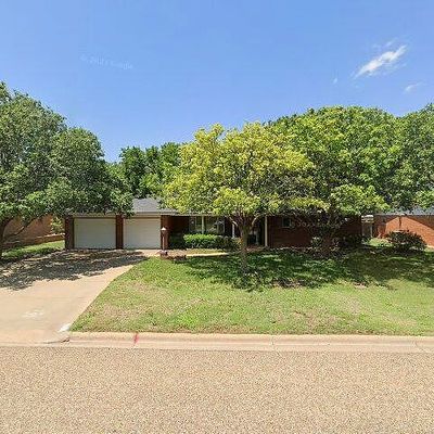 3004 W 19 Th St, Plainview, TX 79072