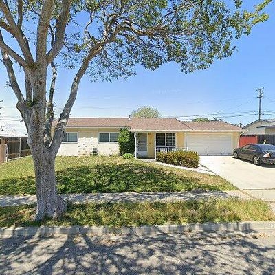 301 Jullien Dr, Santa Maria, CA 93455