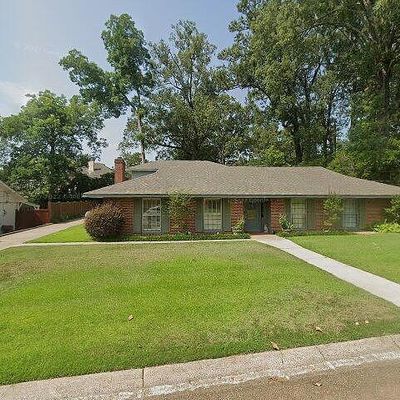 35 Oakhurst Dr, Natchez, MS 39120