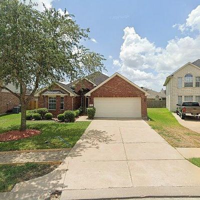 35 Palm Villas Dr, Manvel, TX 77578