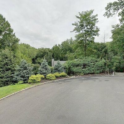 35 Ravenswood Ln, Scotch Plains, NJ 07076