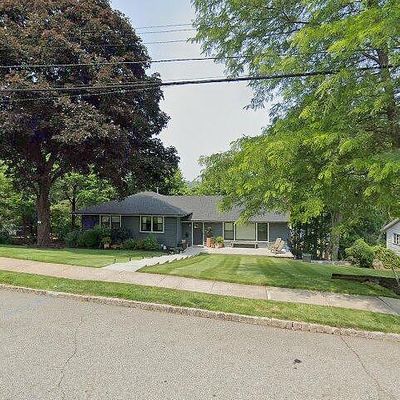 35 Rock Spring Ave, West Orange, NJ 07052