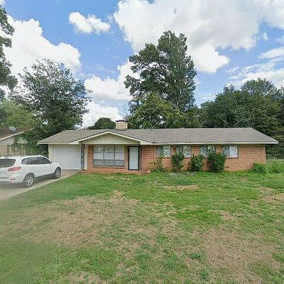 3506 Robinhood Ln, Texarkana, TX 75501