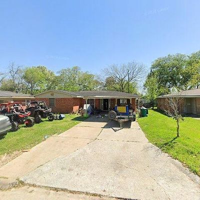 3520 Mattye Maye Dr, Pasadena, TX 77503