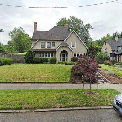 3627 Ne Couch St, Portland, OR 97232