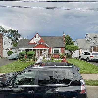 37 W Amsterdam Ave, Fair Lawn, NJ 07410