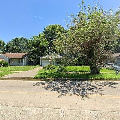 3715 Yellowstone Blvd, Houston, TX 77021