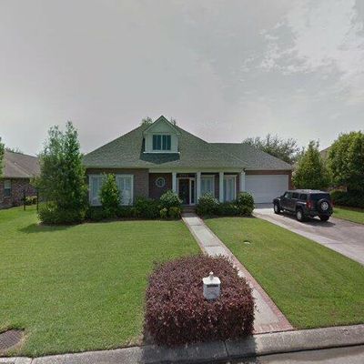 3721 Lake Kristin Dr, Gretna, LA 70056