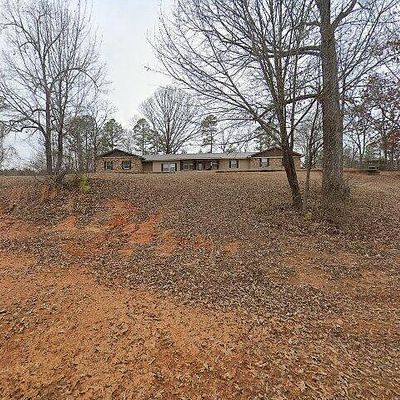 375 Lake Dr, Fulton, MS 38843