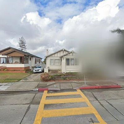 3861 Park Blvd, Oakland, CA 94602