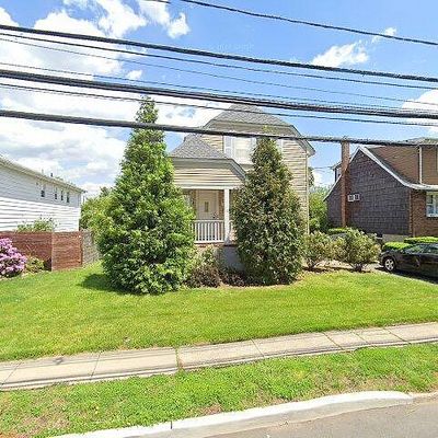 328 Mayhill St, Saddle Brook, NJ 07663