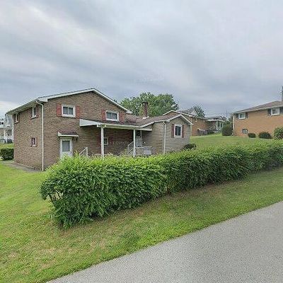 328 W Keeling Ave, Derry, PA 15627