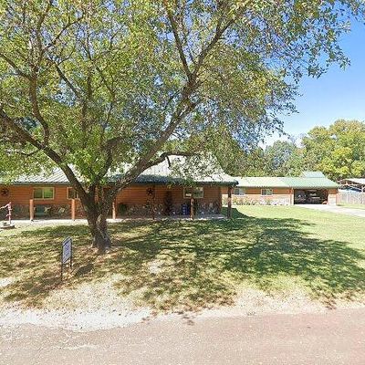 331 Black Forest Dr, Zavalla, TX 75980