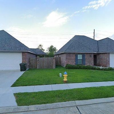 336 N Moss Dr, Houma, LA 70360