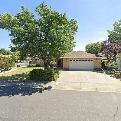 34 Edgewater Ct, Chico, CA 95928