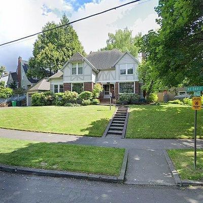 3410 Ne Davis St, Portland, OR 97232